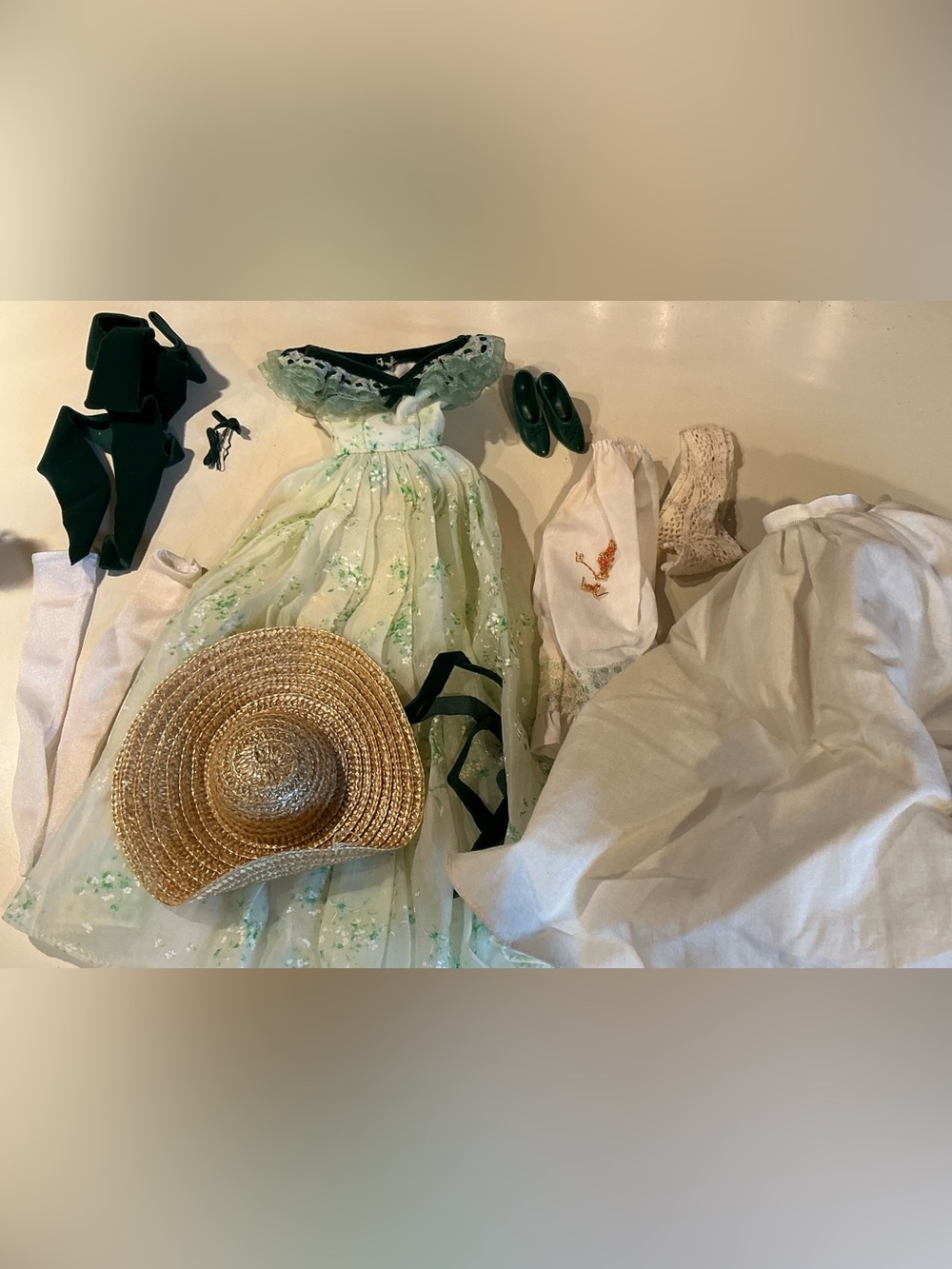 Franklin Mint Scarlett Doll Gone with the Wind BBQ Outfit Complete
